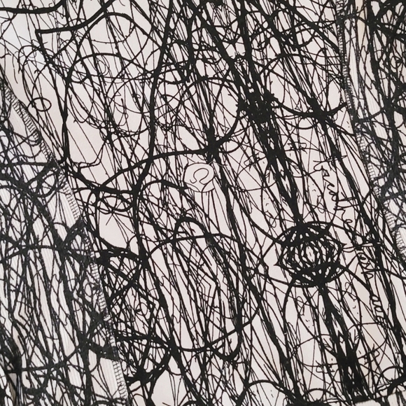 Lululemon Scuba Hoodie black white scribble print Size 6 - Picture 14 of 14